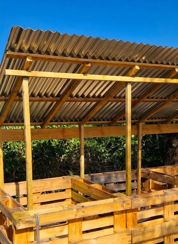 компостер із піддонів instagram.com/nettlesandpetals / © Instagram