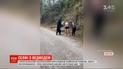 В Мексике медведь изрядно напугал туристок, когда те фотографировались