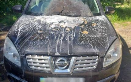 У Києві чоловік підпалив авто колишньої дружини через відмову поновити стосунки: фото