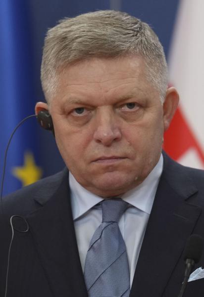 Роберт Фицо