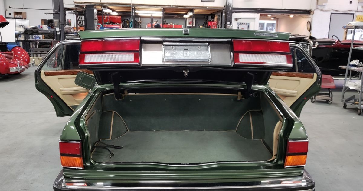 Rolls-Royce Silver Spur_8 / © Bring a Trailer