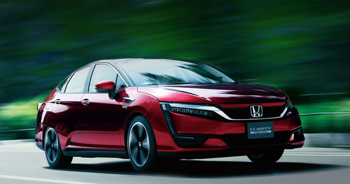 В Японии стартовали продажи водородного лифтбека Honda Clarity Fuel Cell