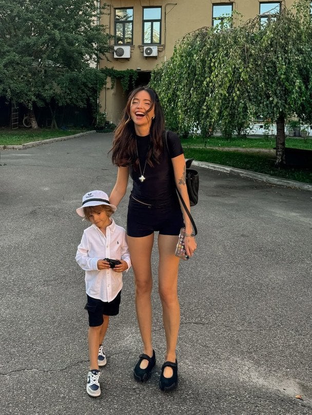 Надя Дорофеева с сыном Миши Кацурина / © instagram.com/nadyadorofeeva