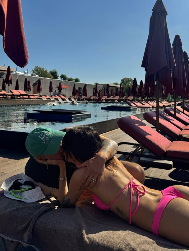 Надя Дорофеева и Миша Кацурин / © instagram.com/nadyadorofeeva