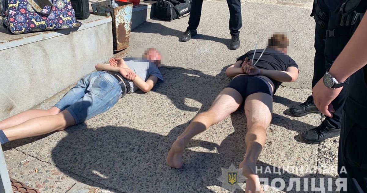 В Николаевской области задержали 30 человек за попытку рейдерского захвата завода