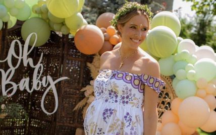Какая красивая: Катя Осадчая надела платье от украинского дизайнера на вечеринку baby shower