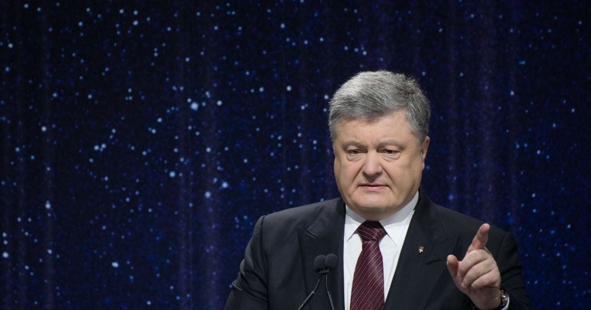 Гуляйполе в зоне АТО создала политическая сила, которую считали демократической - Порошенко