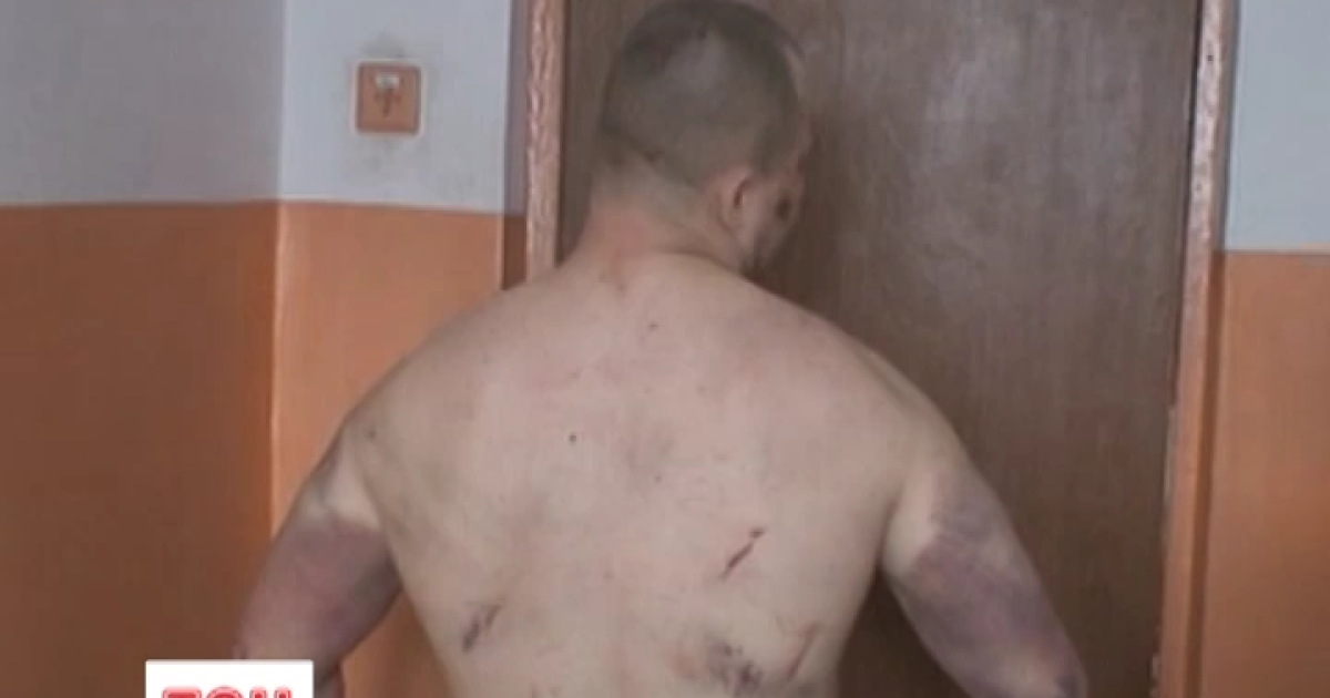 У Бердянську жорстоко катують в'язнів