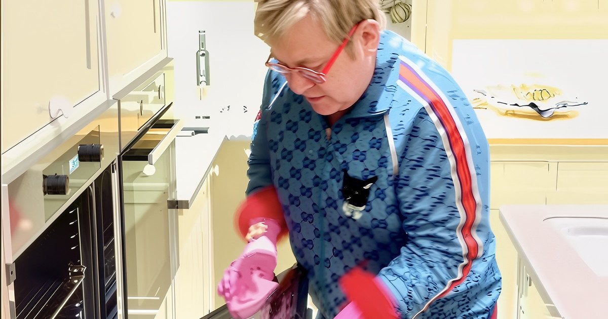 Елто Джон tiktok.com_@eltonjohn