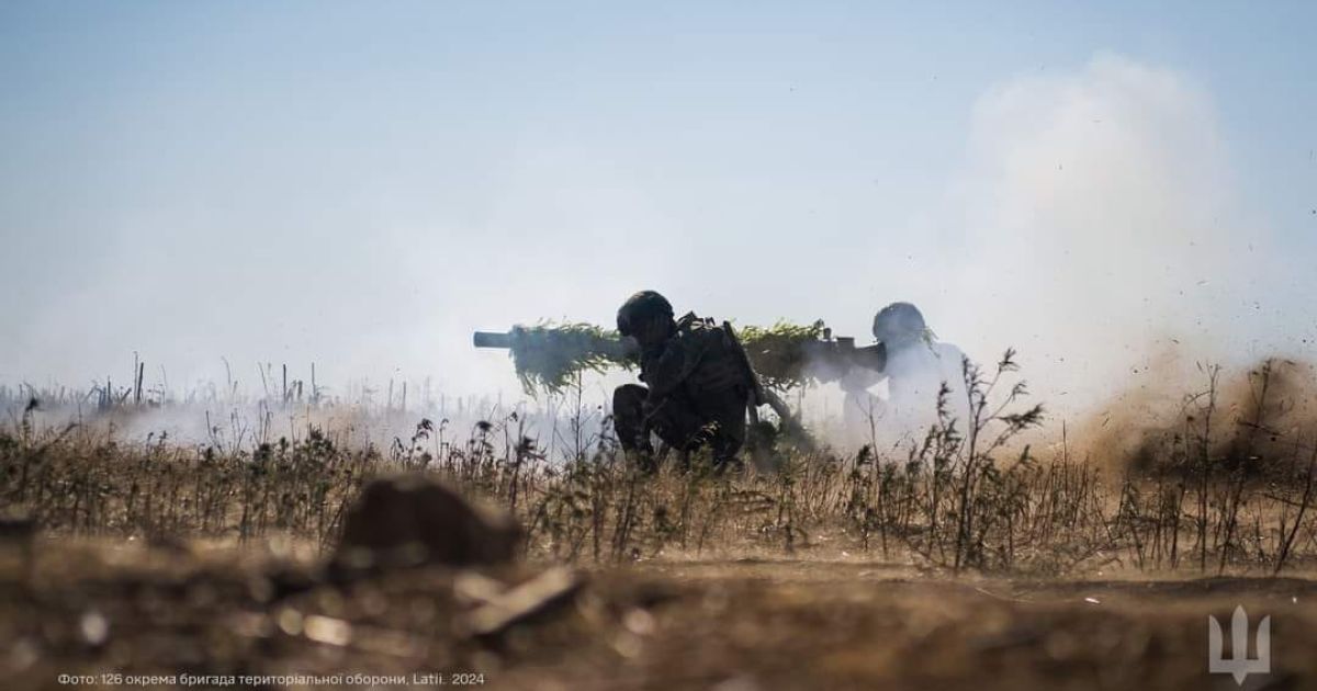 Ворог інтенсивно атакує українських захисників на Покровському напрямку - Генштаб