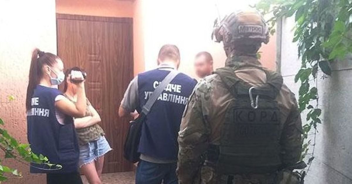 Николаевские копы ликвидировали группировку, которая вербовала украинцев работать наркокурьерами в России