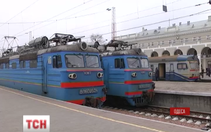 Сигнал поддержки: украинская железная дорога "отгудела" за Савченко