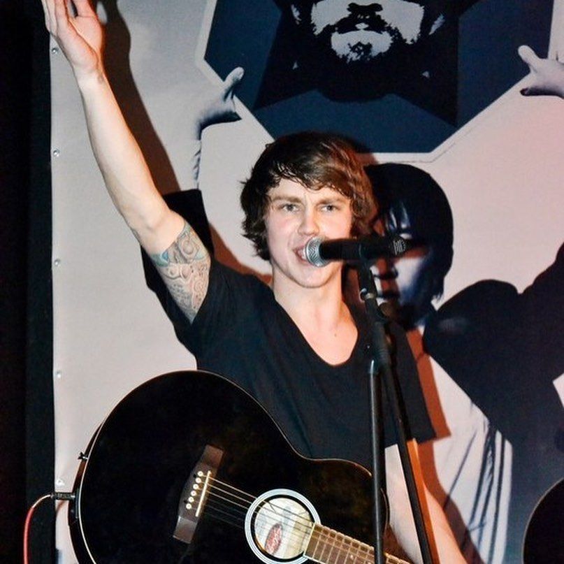 Артем Пивоваров / © instagram.com/pivovarov_stikhiya