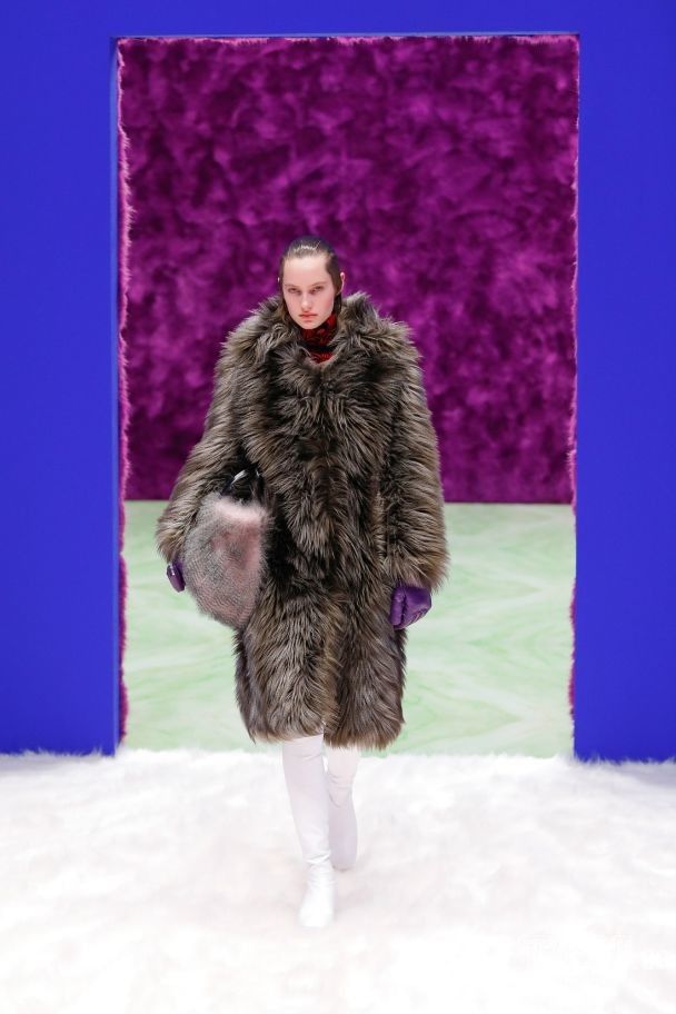 Колекція Prada прет-а-порте сезону осінь-зима 2021-2022 / © East News