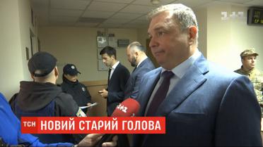 Экс-главу Конституционного суда Шевчука охранники не пустили на работу