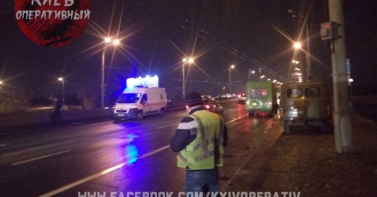В Киеве погиб мужчина, который на спор перебегал дорогу с шестилетним сыном_3 / © Facebook.com/KyivOperativ