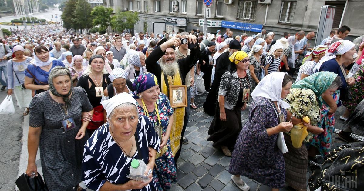 Крестный ход путинского тщеславия