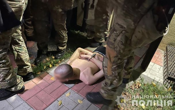 У Києві 20-річний хлопець спалив два поліцейських авто / Фото: Поліція Києва / Facebook