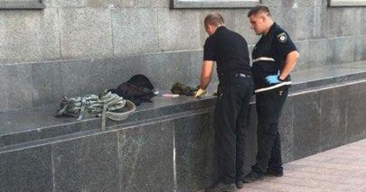 За несколько часов до акции под стенами Верховной Рады задержали дезертира с гранатой