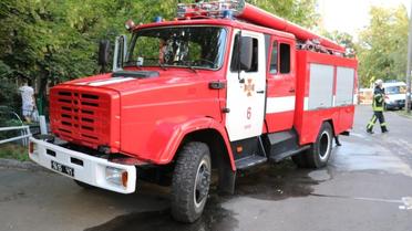Пожежа у гуртожитку Київ 25.08.2018_3 / © Управління ДСНС Києва