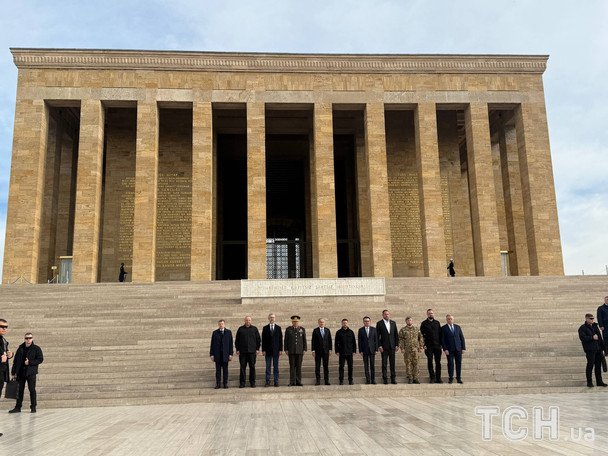 У Зеленського повідомили, з ким зустрічатиметься президент України сьогодні в Туреччині