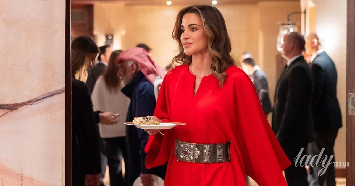 Королева Ранія