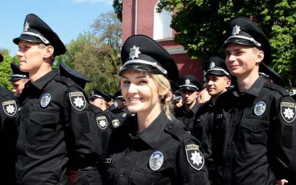 РФ випустила сестру Савченко та присяга нової поліції в Кіровограді. 5 головних новин дня