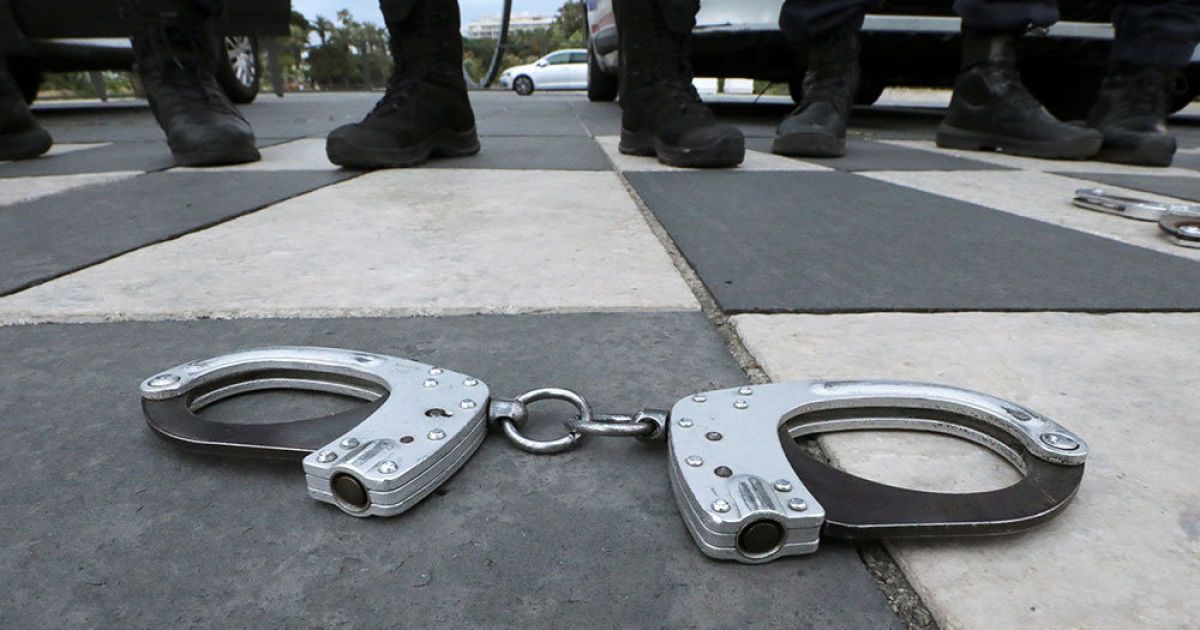 У Запорізькій області затримали псевдоактивістів, які займалися рекетом 