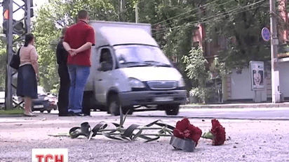 В Херсоне автомобиль прямо на пешеходном переходе въехал в целую семью