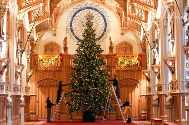 Украшение елки в Виндзорском замке  / © Getty Images