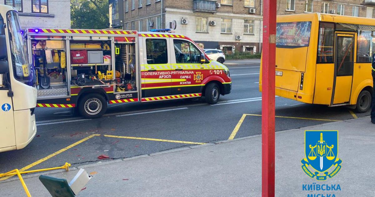 У ДТП в Солом’янському районі загинула 72-річна пасажирка та ще п’ятеро осіб травмовано