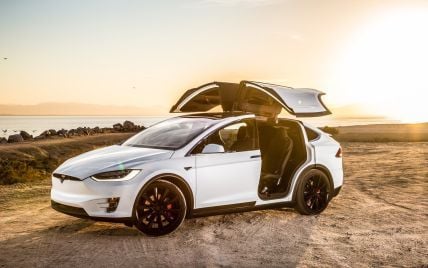 Tesla Model X установил мировой рекорд