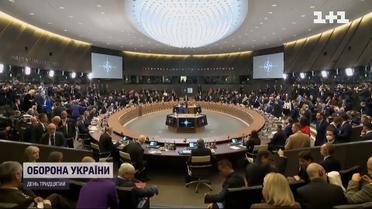 НАТО допоможе Україні із засобами захисту від хімічної та біологічної зброї