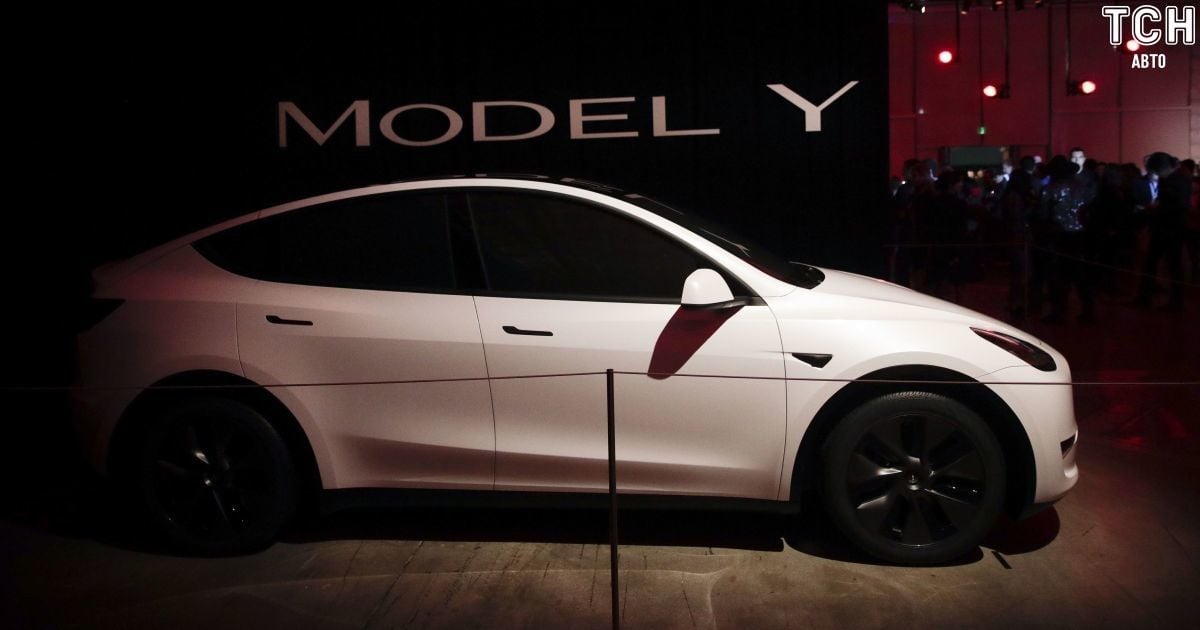 Tesla прискорює старт продажів Model Y