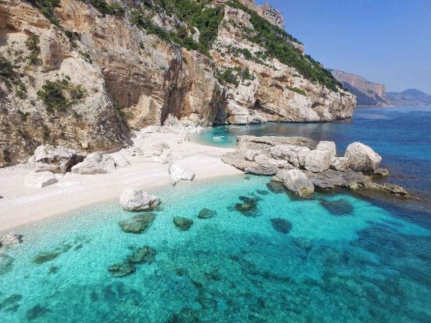 Італія заборонила туристам будувати пісочні замки / © sardinianbeaches.com