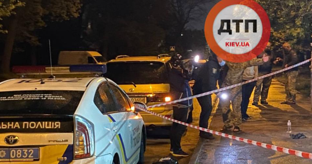 У Києві сталася стрілянина біля супермаркету: поранено військового