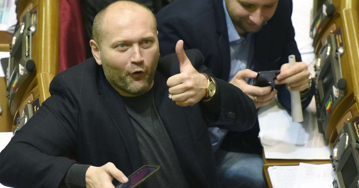 Нардеп мог скрыть двойное гражданство