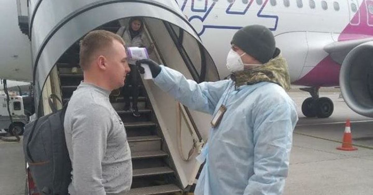 Боротьба з коронавірусом: в аеропорту "Київ" показали, як перевіряють пасажирів з Італії