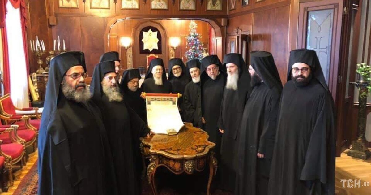 Все члены Синода Вселенского патриархата подписали Томос для Украины