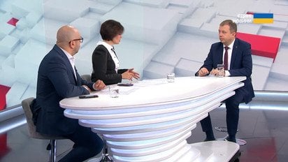 Це вдарить по гаманцю кожного українця! Долар уже по 45 та податки на посилки