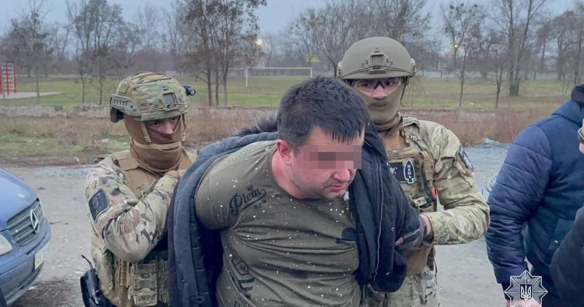 "Просто акция устрашения": блогера из Днепра, который плюнул в патрульного, после задержания отпустили