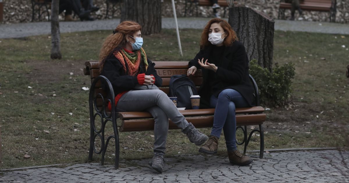 Коронавірус в Україні 2 січня: за добу виявили понад п'ять тисяч випадків зараження