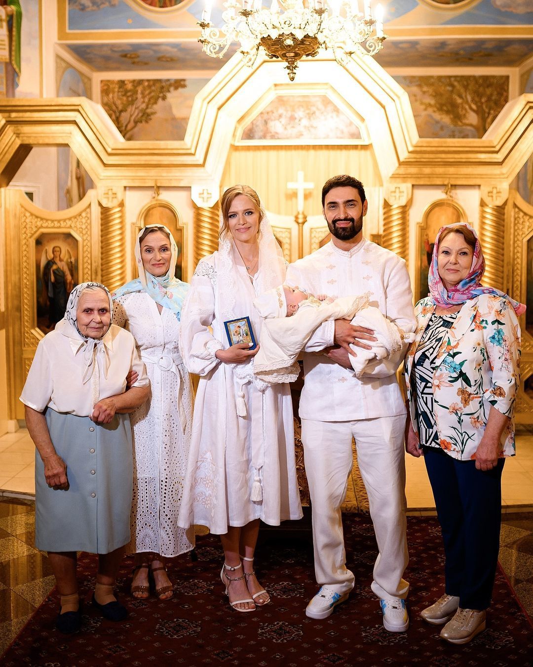 Віталій Козловський похрестив сина / © instagram.com/vkozlovsky_music