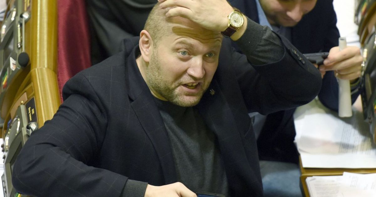Березу звинуватили в підробці диплому