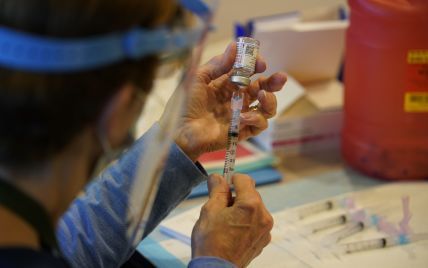 Залишилося отримати вакцини: у МОЗ заявили, що Україна готова розпочати масове щеплення від коронавірусу