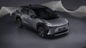 Дешевле основного конкурента: стали известны цены первого электромобиля Toyota