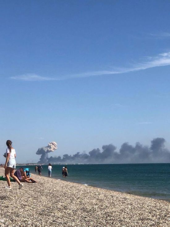 Чому Путін проковтнув вибухи у Криму: пояснення Піонтковського