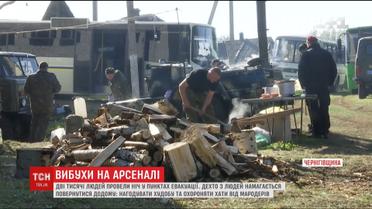 Неравнодушные полными автобусами везут гуманитарную помощь в Парафиевку