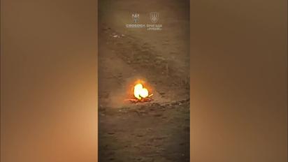 Українські бійці показали ефектну роботу наземного дрона-камікадзе