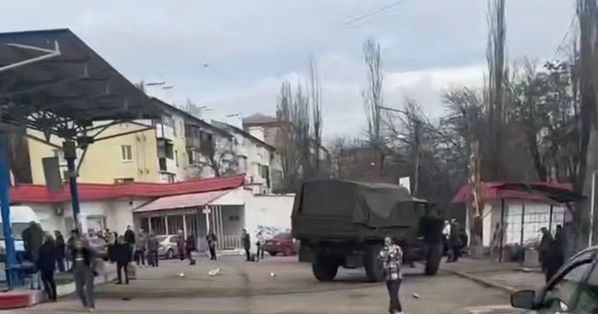 У Донецьку росіяни на вантажівці в’їхали у натовп на автовокзалі